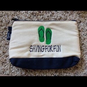 Thirty one small zipper pouch